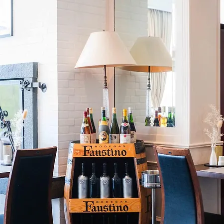 Des Nordens Flensburg Wellness & 4* Kruså